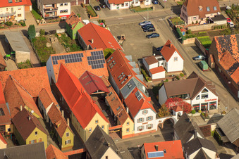 Vue aérienne de Porte des boulettes à la vapeur à Freckenfeld dans le département Rhénanie-Palatinat, Allemagne