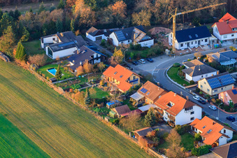 Anneau romain à Berg dans le département Rhénanie-Palatinat, Allemagne depuis l'avion