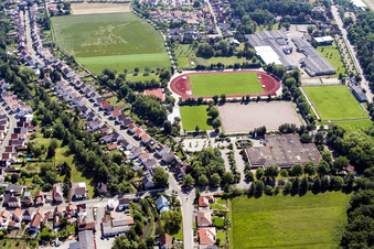 Vue aérienne de Installation sportive centrale à Herxheim bei Landau dans le département Rhénanie-Palatinat, Allemagne