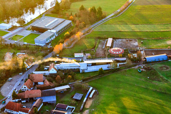Vue aérienne de Centre équestre Neulauterburg à le quartier Neulauterburg in Berg dans le département Rhénanie-Palatinat, Allemagne