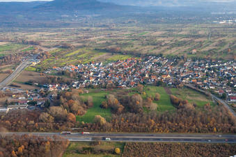 Vue aérienne de De l'ouest à le quartier Rauental in Rastatt dans le département Bade-Wurtemberg, Allemagne