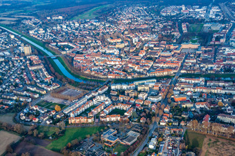 Vue aérienne de Site du festival sur la Murg à Rastatt dans le département Bade-Wurtemberg, Allemagne