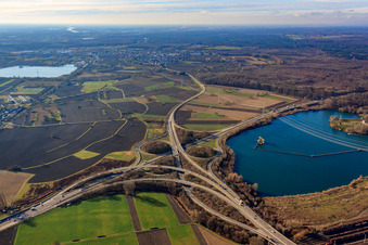 Vue aérienne de Croix Wörther A65 x B9 à le quartier Maximiliansau in Wörth am Rhein dans le département Rhénanie-Palatinat, Allemagne