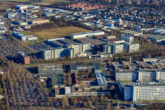 Siemens AG, site de fabrication et de développement Karlsruhe à le quartier Knielingen in Karlsruhe dans le département Bade-Wurtemberg, Allemagne hors des airs