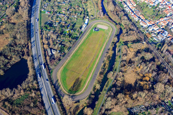 Vue aérienne de Hippodrome de Knielinger à le quartier Knielingen in Karlsruhe dans le département Bade-Wurtemberg, Allemagne