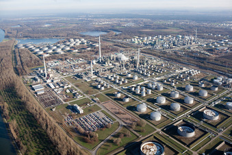 Vue oblique de MIRO à le quartier Knielingen in Karlsruhe dans le département Bade-Wurtemberg, Allemagne