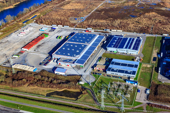 Vue aérienne de Entreprise de transport Nuss dans la zone industrielle d'Oberwald à Wörth am Rhein dans le département Rhénanie-Palatinat, Allemagne