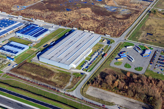 Vue aérienne de Centre métallurgique Thyssen dans la zone industrielle d'Oberwald à Wörth am Rhein dans le département Rhénanie-Palatinat, Allemagne