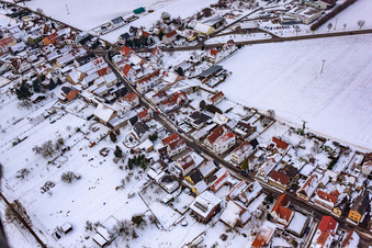 Photographie aérienne de Gänsried en hiver avec de la neige à Freckenfeld dans le département Rhénanie-Palatinat, Allemagne