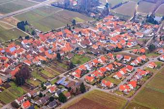 Vue aérienne de À Neuberg en hiver à le quartier Wollmesheim in Landau in der Pfalz dans le département Rhénanie-Palatinat, Allemagne