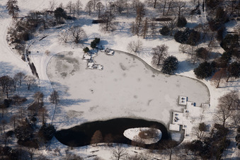Parc du Château à le quartier Innenstadt-West in Karlsruhe dans le département Bade-Wurtemberg, Allemagne vue d'en haut