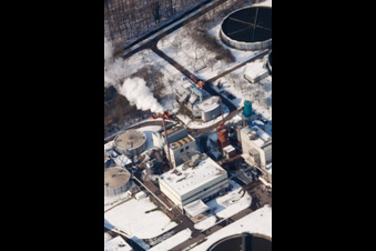 Vue aérienne de Neureut, station d'épuration à le quartier Knielingen in Karlsruhe dans le département Bade-Wurtemberg, Allemagne