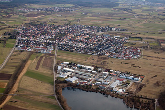 Vue aérienne de Spöck du nord à le quartier Neuthard in Karlsdorf-Neuthard dans le département Bade-Wurtemberg, Allemagne