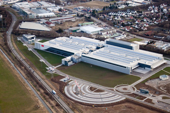 Photographie aérienne de Zone industrielle et implantation d'entreprise SEW GGW à Bruchsal dans le département Bade-Wurtemberg, Allemagne
