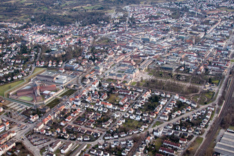Vue aérienne de Du nord-ouest à Bruchsal dans le département Bade-Wurtemberg, Allemagne