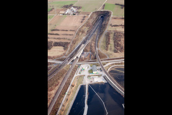 Vue aérienne de Tunnel ICE à Bruchsal dans le département Bade-Wurtemberg, Allemagne