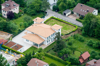 Vue aérienne de Sud-Ouest à le quartier Südweststadt in Pforzheim dans le département Bade-Wurtemberg, Allemagne