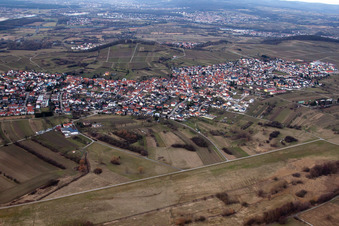 Vue d'oiseau de Malsch dans le département Bade-Wurtemberg, Allemagne