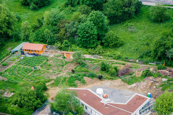 Vue aérienne de Salle de sport de la Goetheschule Waldorfschule à le quartier Südweststadt in Pforzheim dans le département Bade-Wurtemberg, Allemagne