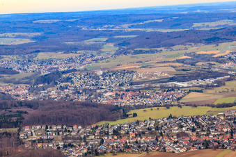 Vue aérienne de Vue de la ville depuis l'ouest à le quartier Gauangelloch in Leimen dans le département Bade-Wurtemberg, Allemagne