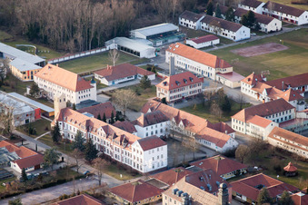 Photographie aérienne de Fondation, école Jakob-Reeb, centre de jeunesse St. Joseph à Landau in der Pfalz dans le département Rhénanie-Palatinat, Allemagne