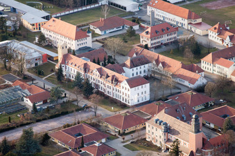 Vue oblique de Fondation, école Jakob-Reeb, centre de jeunesse St. Joseph à Landau in der Pfalz dans le département Rhénanie-Palatinat, Allemagne