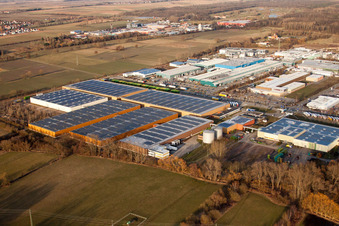 Vue aérienne de Usine de pneus Michelin dans la zone industrielle de Landau Ost à Landau in der Pfalz dans le département Rhénanie-Palatinat, Allemagne