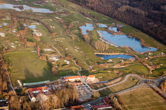 Photographie aérienne de Club de golf Landgut Dreihof à le quartier Dreihof in Essingen dans le département Rhénanie-Palatinat, Allemagne