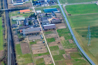 Vue aérienne de Écurie Erny et Écurie Dehoust sur Marderweg à le quartier Friedrichsfeld in Mannheim dans le département Bade-Wurtemberg, Allemagne