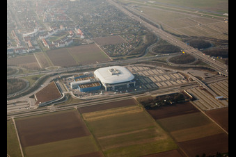 Vue oblique de SAP Arena à le quartier Hochstätt in Mannheim dans le département Bade-Wurtemberg, Allemagne