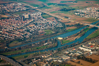 Vue aérienne de Centrale électrique du Neckar à le quartier Feudenheim in Mannheim dans le département Bade-Wurtemberg, Allemagne