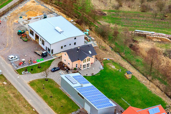 Vue oblique de Zone industrielle An der Ahlmühle, Bähr Weinbautechnik GmbH à Ilbesheim bei Landau dans le département Rhénanie-Palatinat, Allemagne