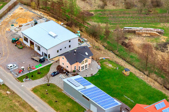Zone industrielle An der Ahlmühle, Bähr Weinbautechnik GmbH à Ilbesheim bei Landau dans le département Rhénanie-Palatinat, Allemagne d'en haut