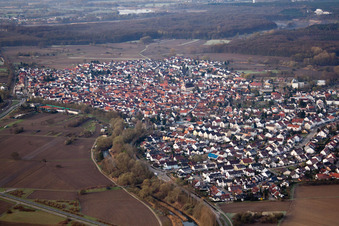 Vue oblique de Du nord-est à Hagenbach dans le département Rhénanie-Palatinat, Allemagne