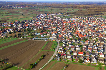Vue aérienne de Feldstr à Au am Rhein dans le département Bade-Wurtemberg, Allemagne
