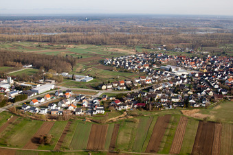 Vue aérienne de Zone commerciale d'Oberwaldstr à Au am Rhein dans le département Bade-Wurtemberg, Allemagne