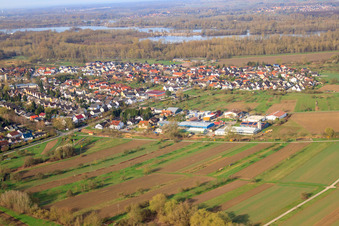 Vue aérienne de Gewerbestr à le quartier Illingen in Elchesheim-Illingen dans le département Bade-Wurtemberg, Allemagne