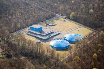 Vue aérienne de Réseaux d'eau à Elchesheim-Illingen dans le département Bade-Wurtemberg, Allemagne