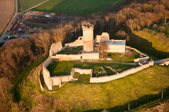 Vue aérienne de Mühlburg à le quartier Mühlberg in Drei Gleichen dans le département Thuringe, Allemagne