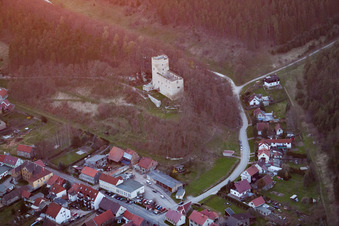 Vue aérienne de Ruines du château Liebenstein à Liebenstein à le quartier Liebenstein in Geratal dans le département Thuringe, Allemagne