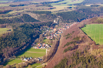Vue aérienne de Du sud-ouest à le quartier Liebenstein in Geratal dans le département Thuringe, Allemagne