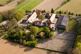 Rittnerthof à le quartier Durlach in Karlsruhe dans le département Bade-Wurtemberg, Allemagne vue d'en haut