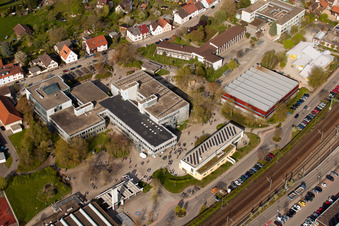 Lycée Ludwig-Marum Pfinztal à le quartier Berghausen in Pfinztal dans le département Bade-Wurtemberg, Allemagne vue du ciel
