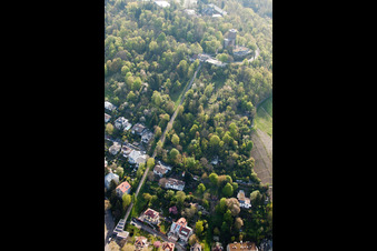 Vue aérienne de Turmbergbahn du KVV à le quartier Durlach in Karlsruhe dans le département Bade-Wurtemberg, Allemagne