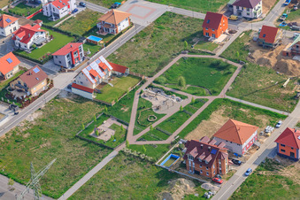 Sur la haute piste à Kandel dans le département Rhénanie-Palatinat, Allemagne depuis l'avion