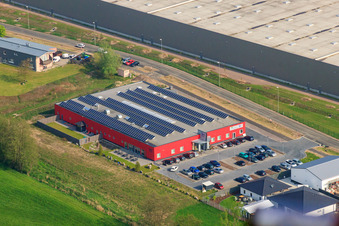 Vue aérienne de Bienwald-Fitnessworld dans la zone industrielle de Horst à le quartier Minderslachen in Kandel dans le département Rhénanie-Palatinat, Allemagne