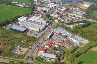 Vue oblique de Centre de construction de l'Union Hornbach Kandel à le quartier Minderslachen in Kandel dans le département Rhénanie-Palatinat, Allemagne