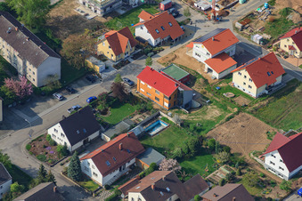 Vue d'oiseau de Nouveaux bâtiments sur Höhenweg à Kandel dans le département Rhénanie-Palatinat, Allemagne