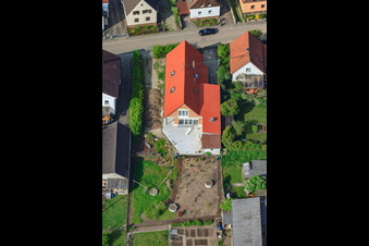 Enregistrement par drone de Waldstr à Kandel dans le département Rhénanie-Palatinat, Allemagne