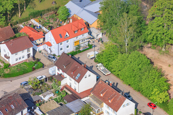 Elsässerstr à Kandel dans le département Rhénanie-Palatinat, Allemagne du point de vue du drone